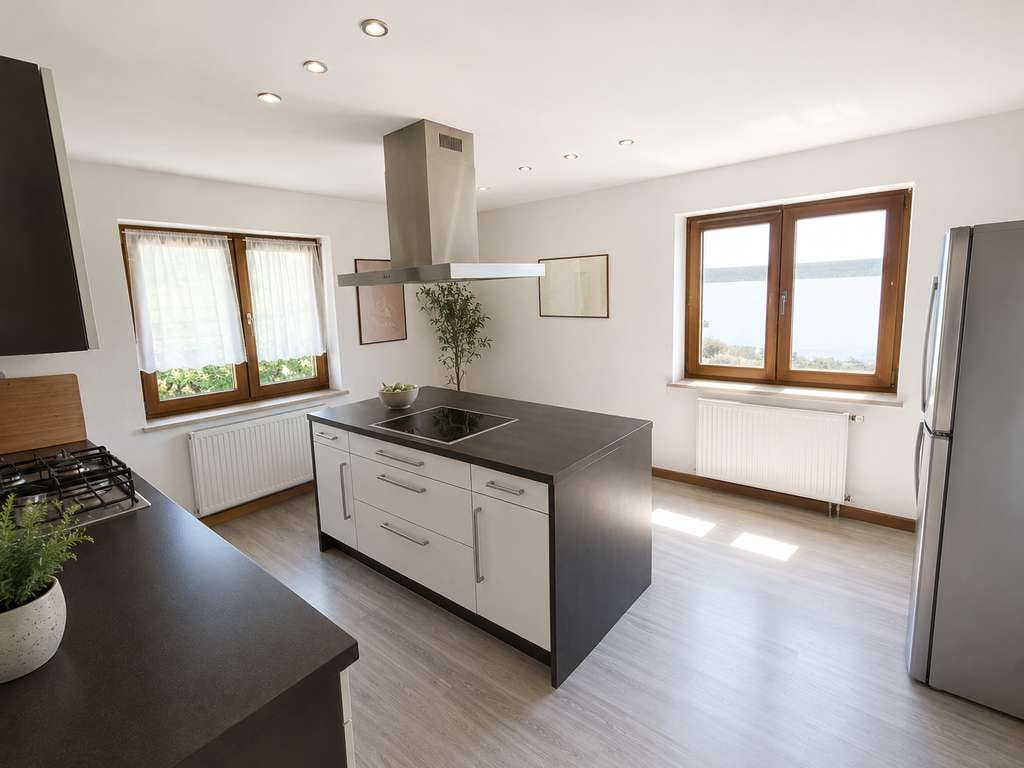 Immobilie in Zwiesel - 3-Zimmer-Eigentumswohnung mit Balkon, Garage und Gartenanteil in Zwiesel - Bild 1