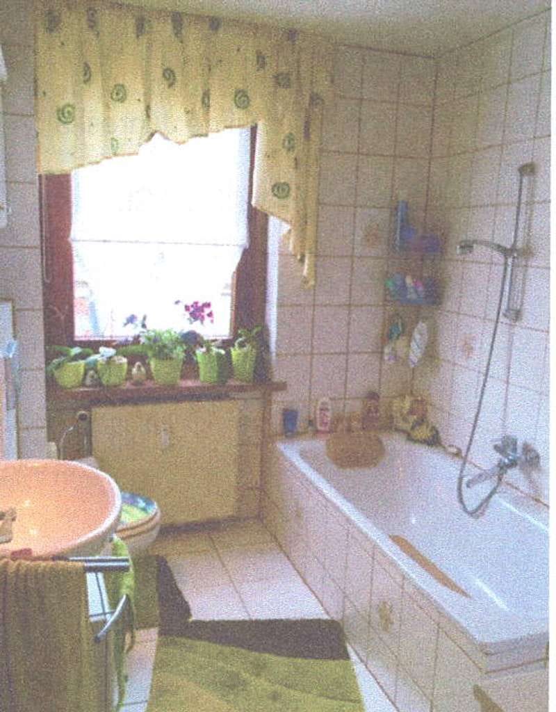 Immobilie in Südliches Anhalt - Voll vermietetes 6-Familienhaus als Anlageobjekt - Bild 4