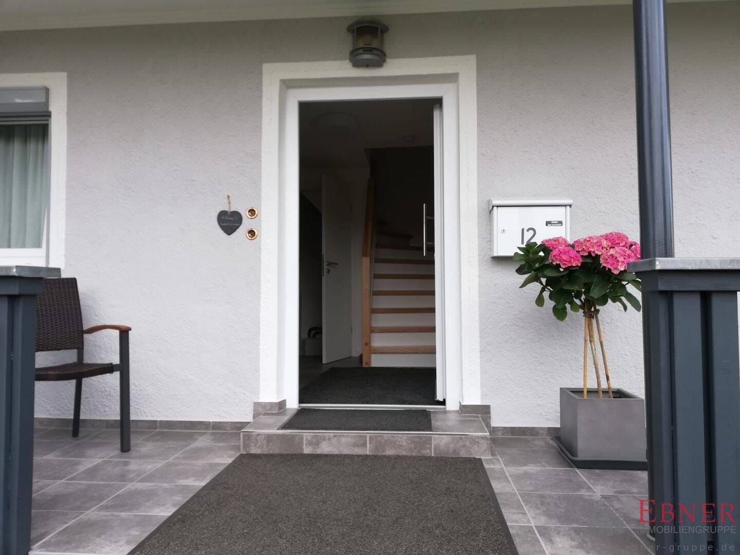 Immobilie in Viechtach - Wohnhaus mit Einliegerwohnung in 94234 Viechtach Wiesing - Bild 3