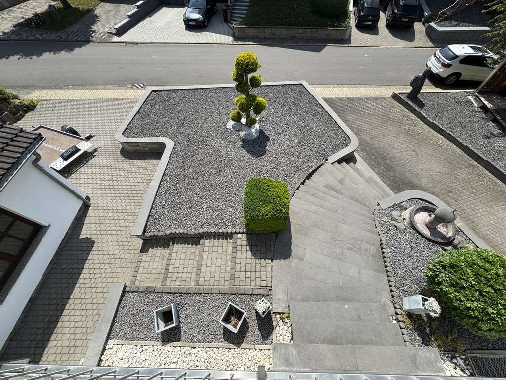 Immobilie in Kalt - Ihr neues Zuhause: Gepflegtes Einfamilienhaus mit Charme, Garage, Carport & Gartenkamin! - Bild 1