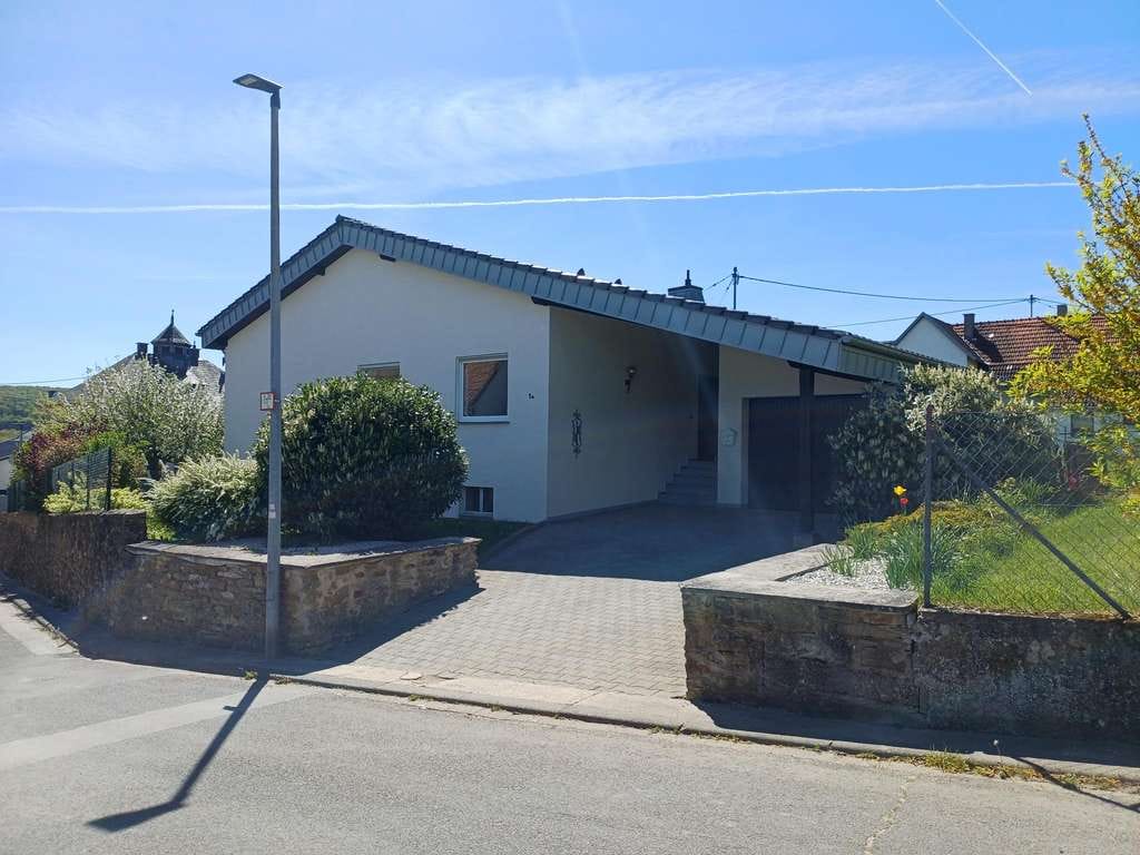 Immobilie in Dörrebach - Gepflegtes Einfamilienhaus mit 5 Zimmern in Dörrebach - Bild 2