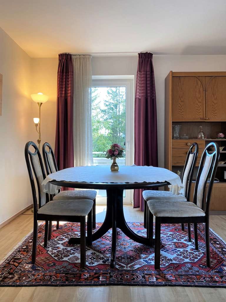 Immobilie in Seeshaupt - Seeshaupt am Starnberger See – Charmante 2-Zimmer Wohnung im 1.OG mit umlaufendem Balkon - Bild 2