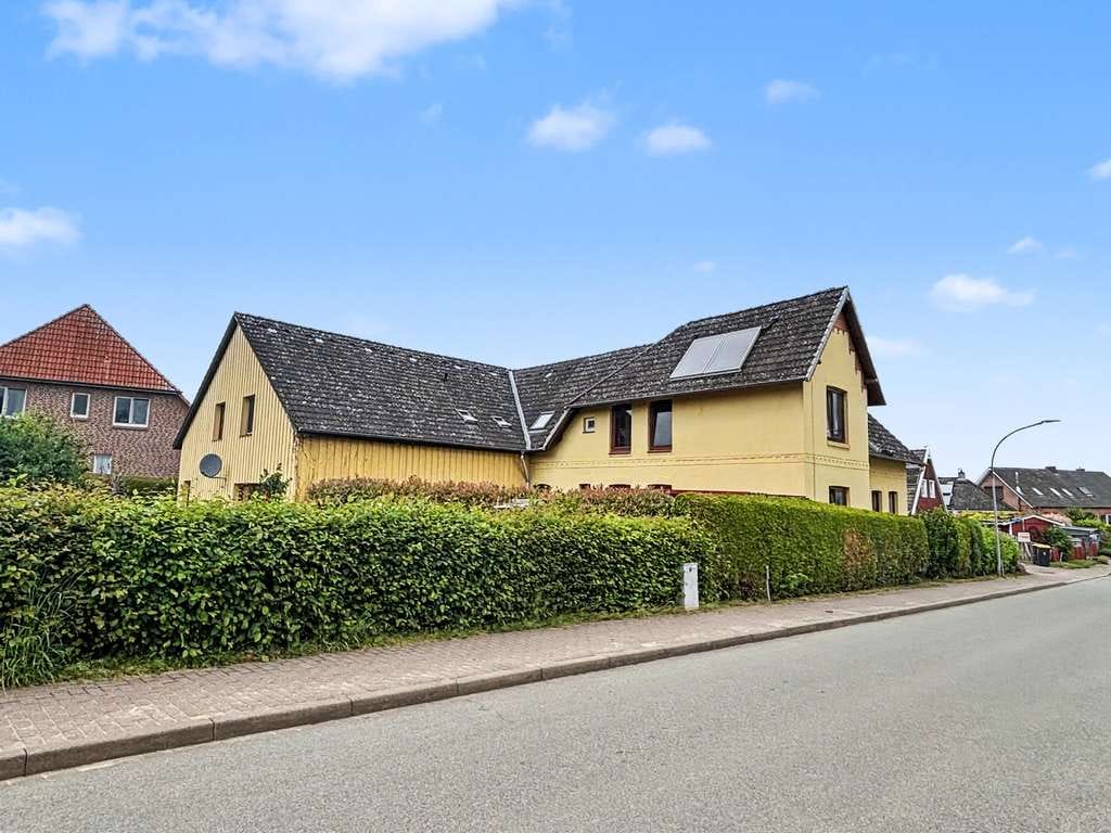 Immobilie in Pölitz - Platz für Ihre Ideen: Mehrfamilienhaus in Pölitz - insgesamt 4 Wohneinheiten, 2 davon bezugsfrei - Bild 2