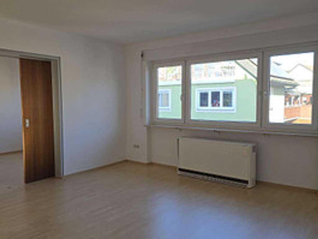 Immobilie in Endingen - Charmante 4-Zimmerwohnung mit Gartenanteil am Kaiserstuhl - Bild 4