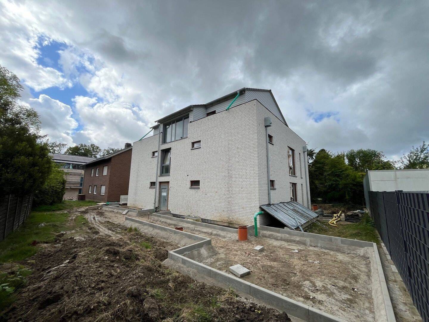 Immobilie in Bielefeld - 3 Familienhaus im Rohbau in Toplage in Dornberg - Bild 1