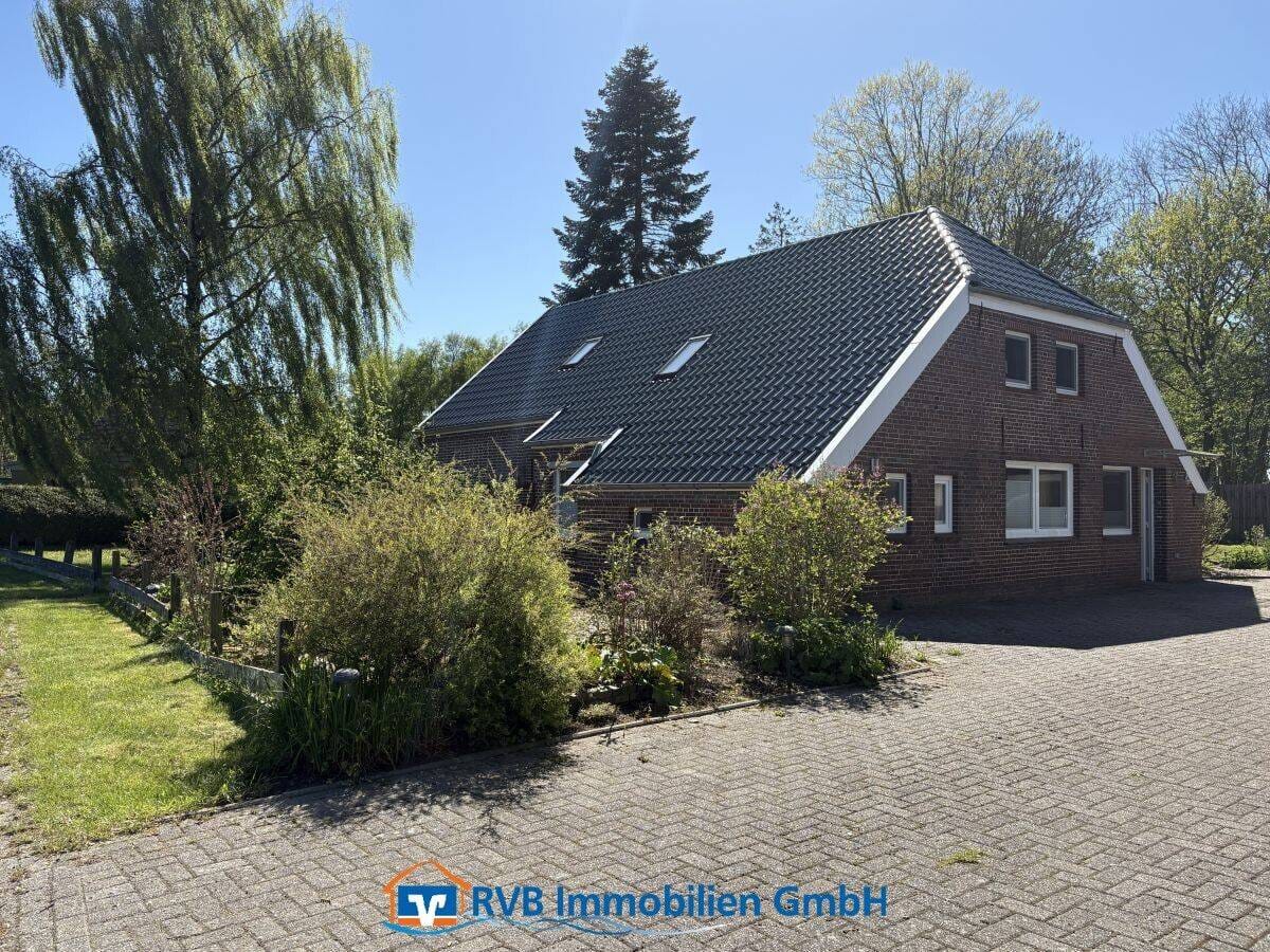 Immobilie in Ochtersum - Zweifamilienhaus mit vielfältigen Nutzungsmöglichkeiten in Ostochtersum - Bild 1