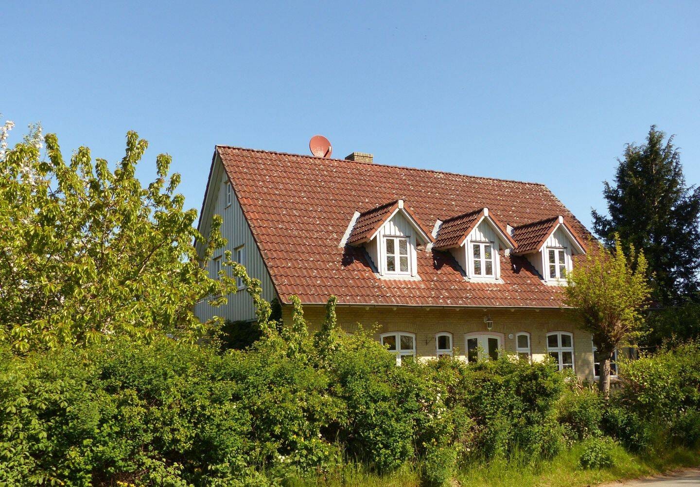 Immobilie in Fleckeby - Historisches Wohnhaus mit stilvoller Erweiterung – Charakter, Raum & zeitlose Wohnqualität in Götheby‑Holm - Bild 3