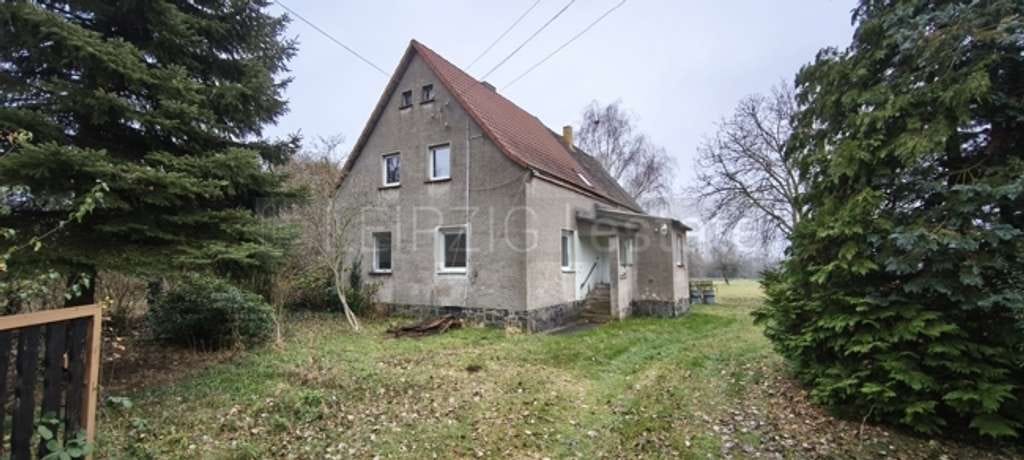 Immobilie in Taucha - Sanierungsbedürftiges Neubauernhaus mit großem Ausbaupotenzial - Bild 0