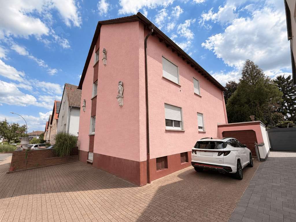 Immobilie in Heddesheim - Dreifamilienhaus mit Pool & Garten – vielseitige Perspektiven in Heddesheim - Bild 2