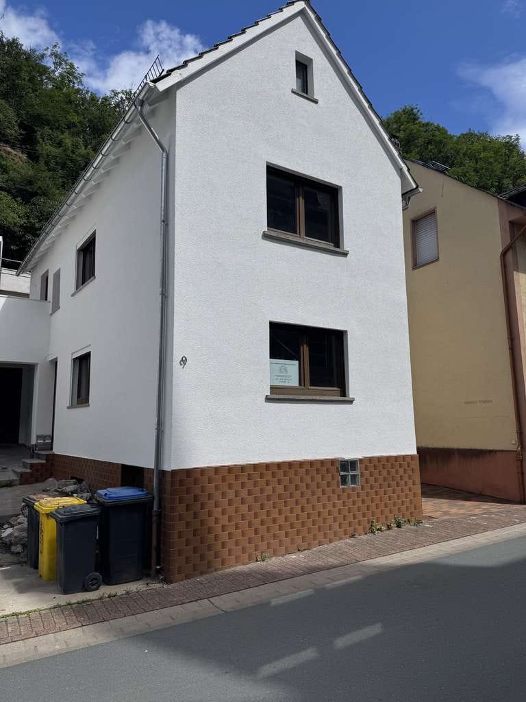 Immobilie in Balduinstein - Saniertes Haus mit riesiger Terrasse, Garage, Keller, Ausbaureserve.  Sonderfinanzierung möglich. - Bild 2