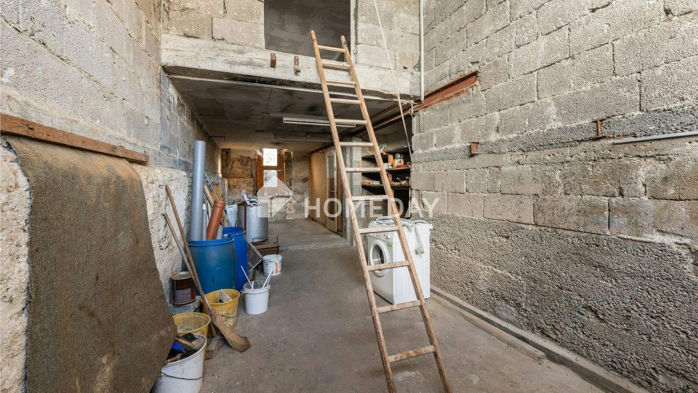 Immobilie in Bad Urach - Freistehendes Einfamilienhaus in Hanglage mit Geschichte und Charakter - Bild 4