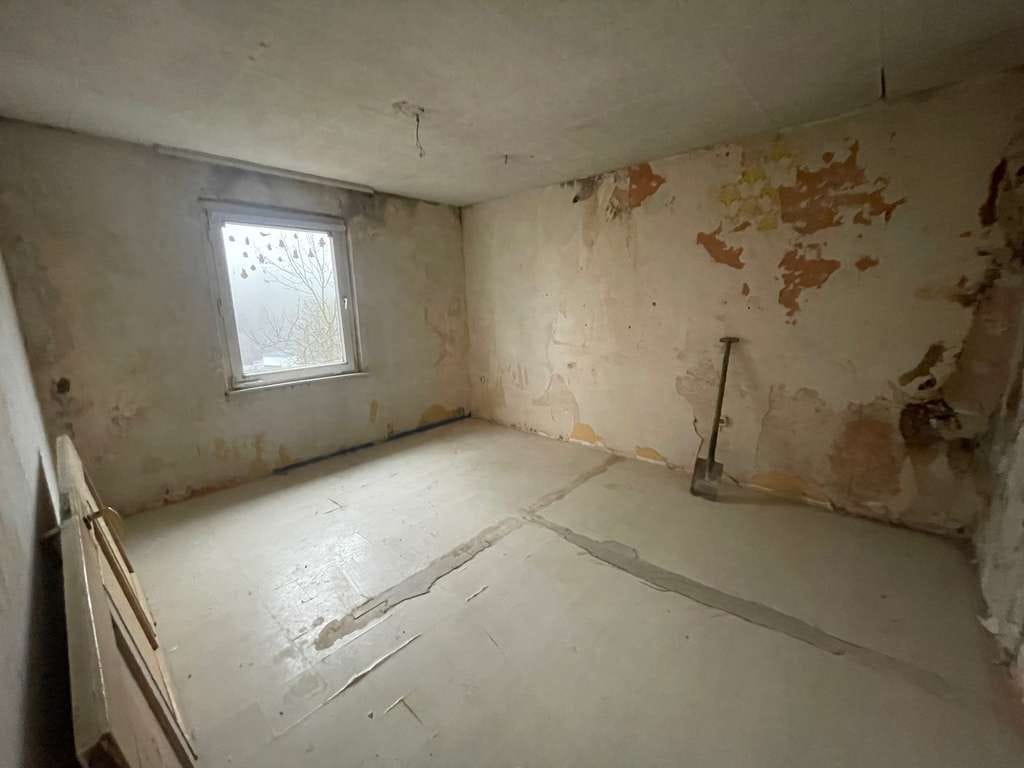 Immobilie in Schleiden - Renovierungsbedürftiges Haus mit großem Grundstück - Bild 4