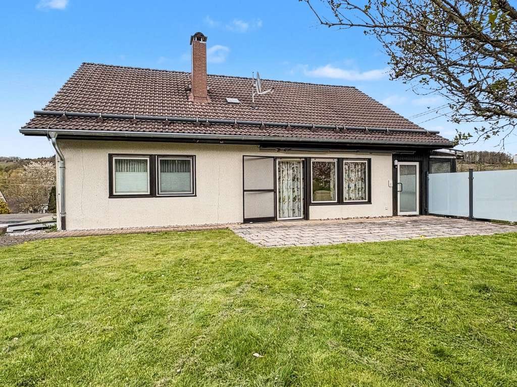 Immobilie in Hilchenbach - Charmantes Wohnhaus mit Einliegerwohnung und Sanierungspotenzial in Hilchenbach-Müsen - Bild 2