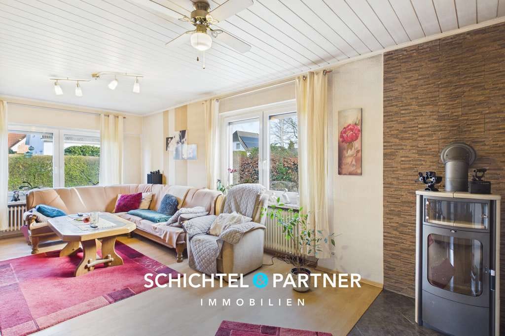 Immobilie in Hambergen - Hambergen | Freistehendes Einfamilienhaus mit Kamin und großem Grundstück - Bild 1