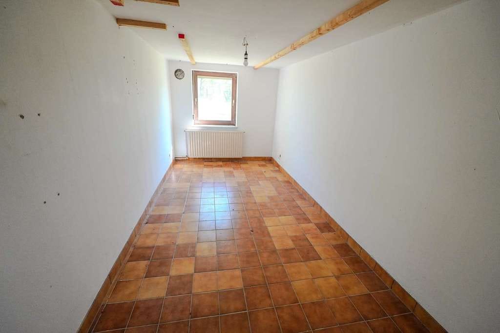 Immobilie in Hasloh - Natur, Ruhe, Raum in Hasloh. Großes 5-Zimmer Haus mit Grundstück und viel Potenzial - Bild 4