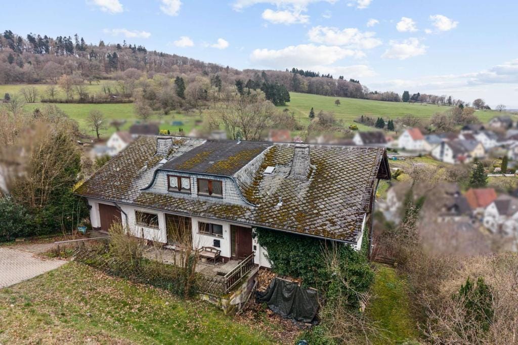 Immobilie in Selters (Taunus) - Großzügiges Wohnhaus mit Entwicklungspotenzial! - Bild 0
