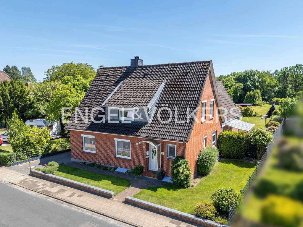 Immobilie in Visselhövede - Großzügiges Einfamilienhaus mit tollem Grundstück in ruhiger Lage von Visselhövede - Bild 0