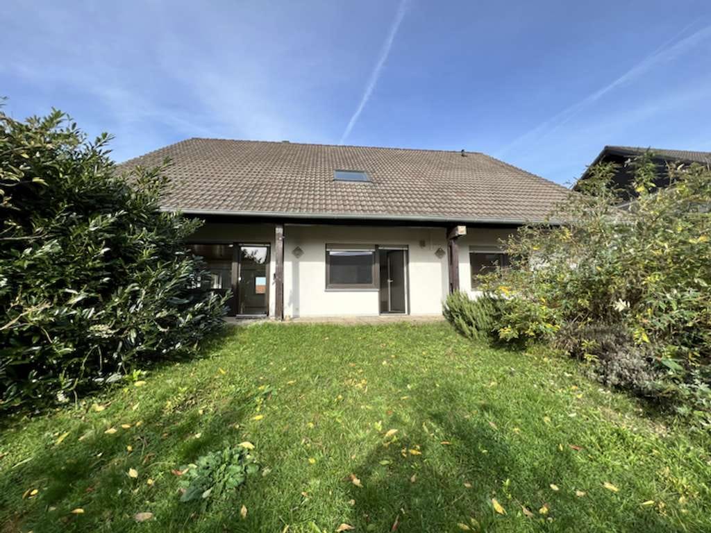 Immobilie in Dettenheim - Großzügiges Wohnen mit der Familie, als Generationenhaus oder zum Vermieten:  Freistehendes Haus mit - Bild 1