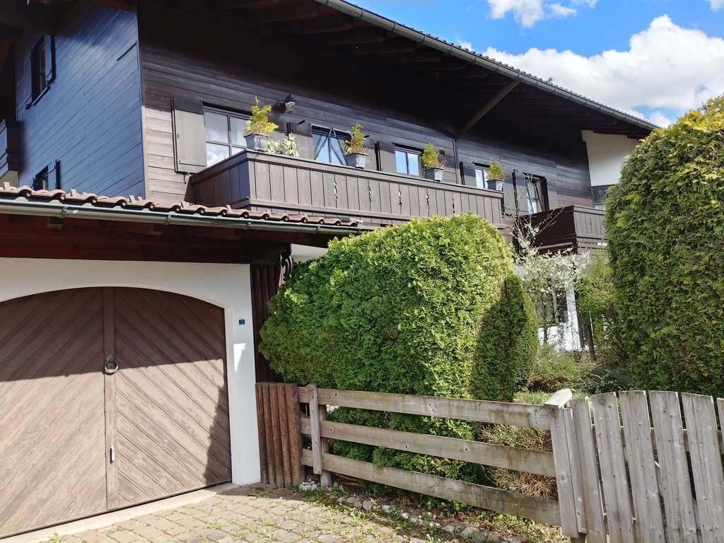 Immobilie in Aschau im Chiemgau - Attraktive 4-Zimmer Erdgeschosswohnung mit Garten in Aschau im Chiemgau - Bild 0