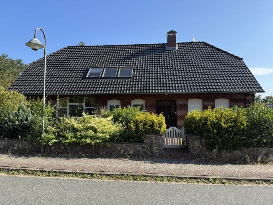 Immobilie in Neu Darchau - Charmantes Mehrfamilienhaus mit Elbblick – vielseitig nutzbar für Anleger und spätere Selbstnutzer - Bild 0
