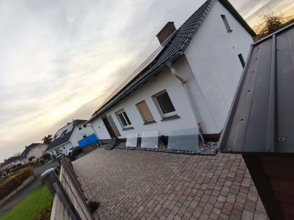 Immobilie in Stadtallendorf - Stadtallendorf, 2 Familienhaus - Bild 1