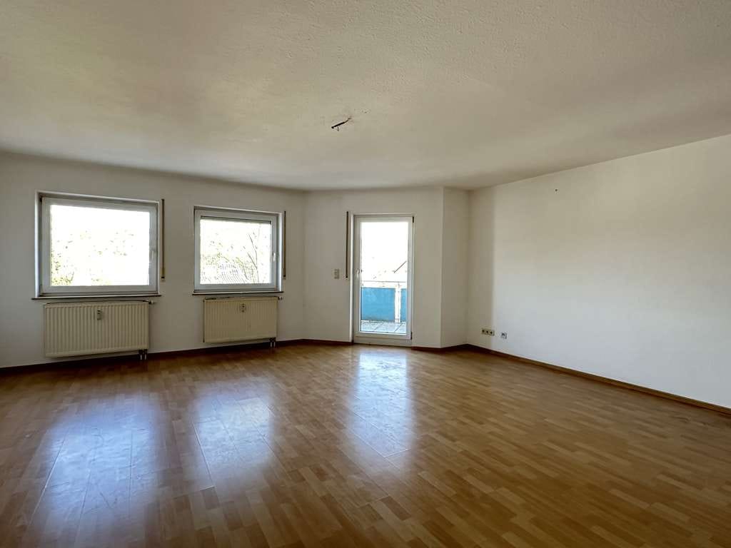 Immobilie in Bad Mergentheim - Sofort verfügbare 4-Zimmer-Wohnung in Stadtrandlage - Bild 1