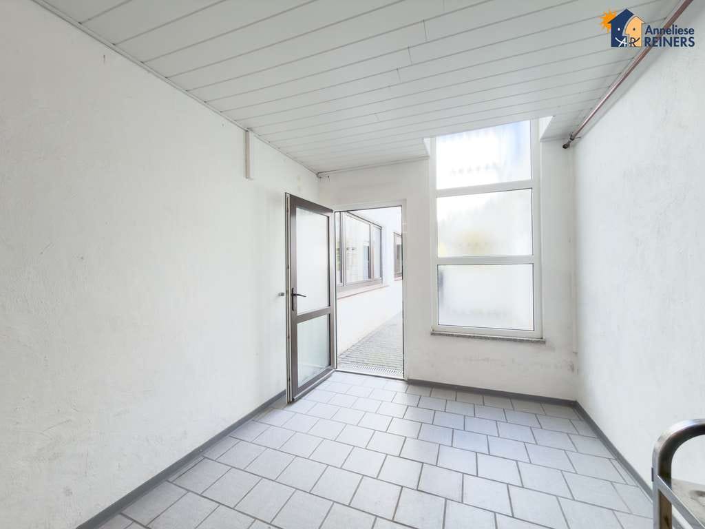 Immobilie in Waldfeucht - Platz für die ganze Familie: Gepflegtes Einfamilienhaus in ruhiger Wohngegend - Bild 2