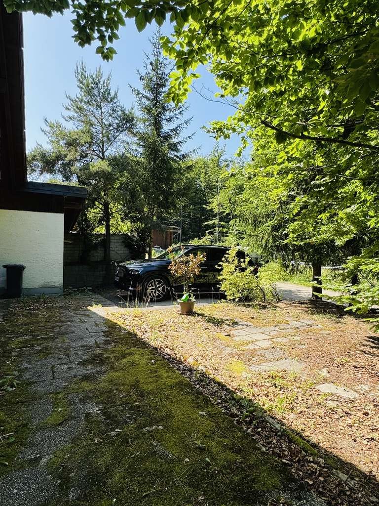 Immobilie in Thurmansbang - Sanierungs-Highlight: Drei großzügige Wohnungen in einem charmanten Mehrfamilienhaus+Rendite wartet - Bild 1