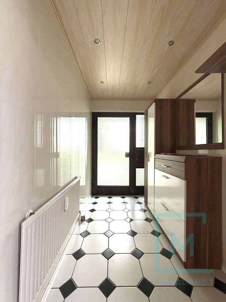Immobilie in Weinsberg - Große 5,5 Zimmer Terrassenwohnung mit schönem großen Balkon und Garage in ruhiger Lage in Weinsberg - Bild 1