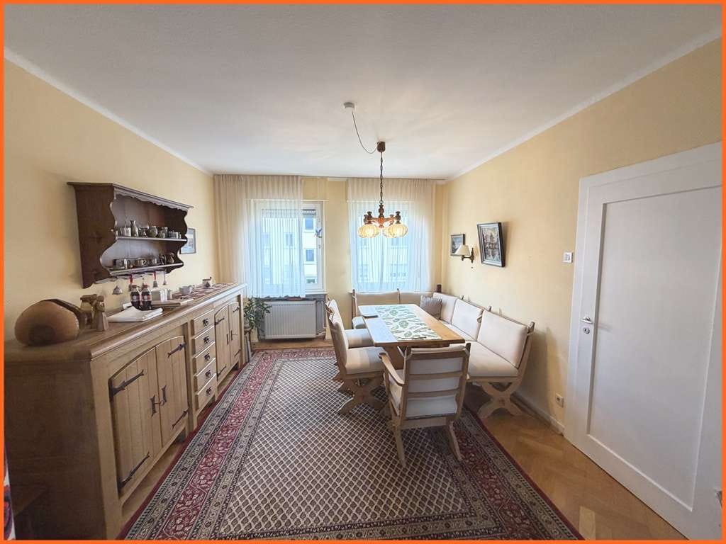 Immobilie in Bad Kreuznach - Wohnliche 4-5 Zimmer Maisonette Wohnung in ruhiger Stadtlage - Fußläufig zur City und zum Bahnhof! - Bild 2
