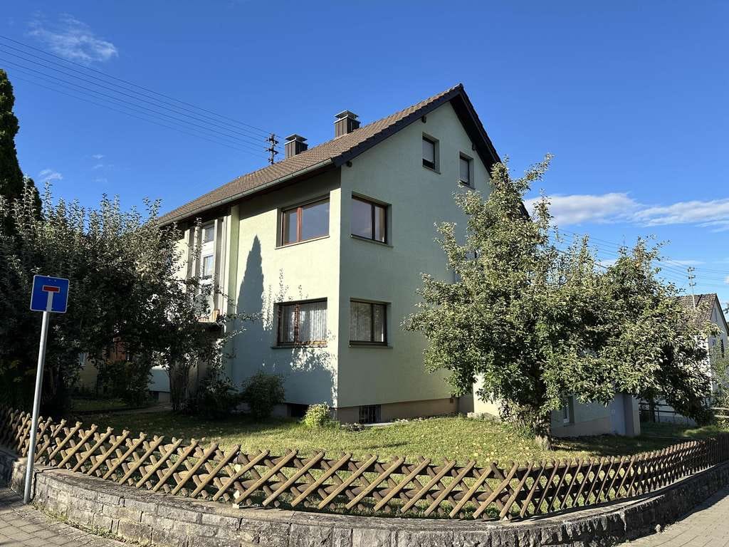 Immobilie in Tauberbischofsheim - Mehrfamilienwohnhaus mit vielseitigem Nutzungspotential in beliebter Wohnlage von Tauberbischofsheim - Bild 1