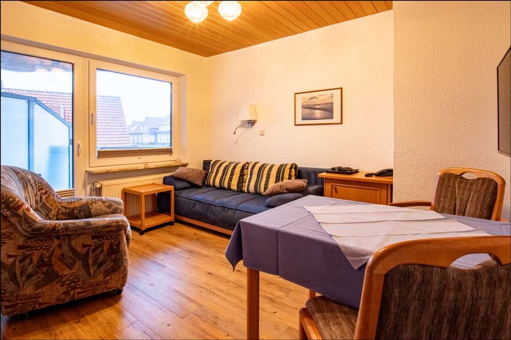 Immobilie in Juist - Juist, Inseliges Ferienhaus in bester Lage - ohne Käuferprovision - Bild 4