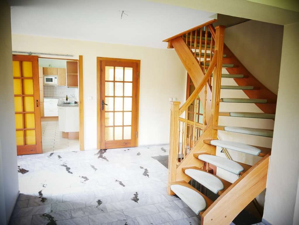 Immobilie in Lübow - Solides Einfamilienhaus mit großzügigem Wohnbereich, Vollkeller und Garage! - Bild 3