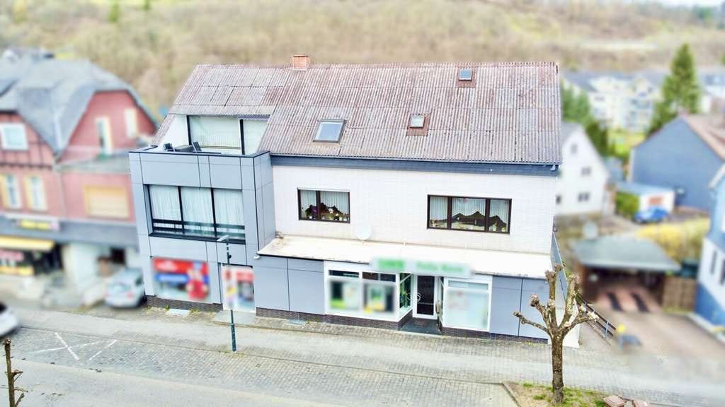 Immobilie in Niederfischbach - **Attraktives Wohn- und Geschäftshaus in gefragter Lage von Niederfischbach** - Bild 2