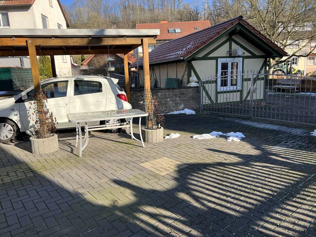 Immobilie in Waldkappel - Charmantes Einfamilienhaus mit Garage - Bild 2