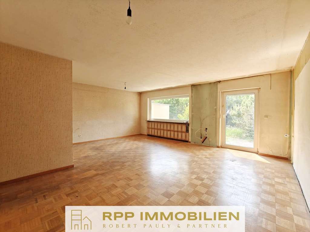Immobilie in Gröbenzell - Heimwerker aufgepasst! Sanierungsbedürftiges Reihenmittelhaus mit sonnigem Südgarten in Gröbenzell - Bild 4
