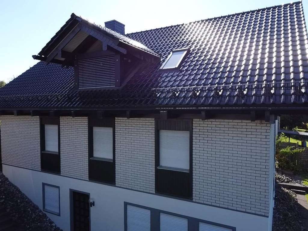 Immobilie in Helferskirchen - Wohnhaus in Helferskirchen mit Einliegerwohnung und Garten (Privatverkauf) - Bild 1