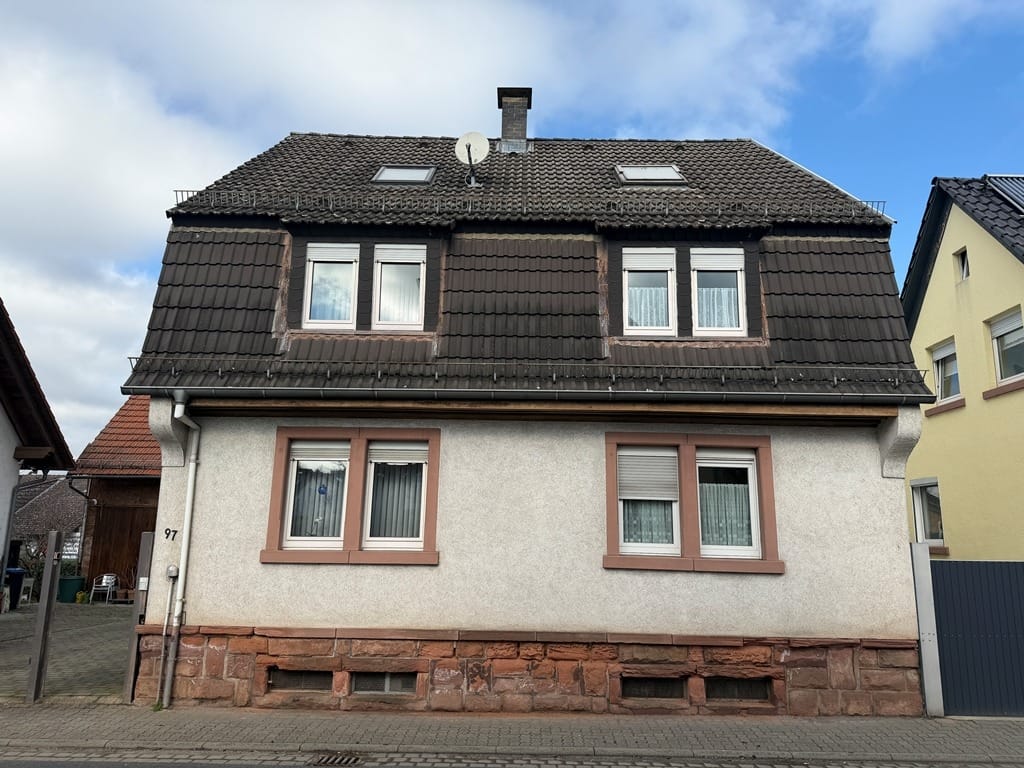Immobilie in Sulzbach am Main - Keine Käuferprovision! Kaufen Sie ab € 899,- mtl.* / EFH mit riesigem Gartengrundstück (1.513 m²) - Bild 3