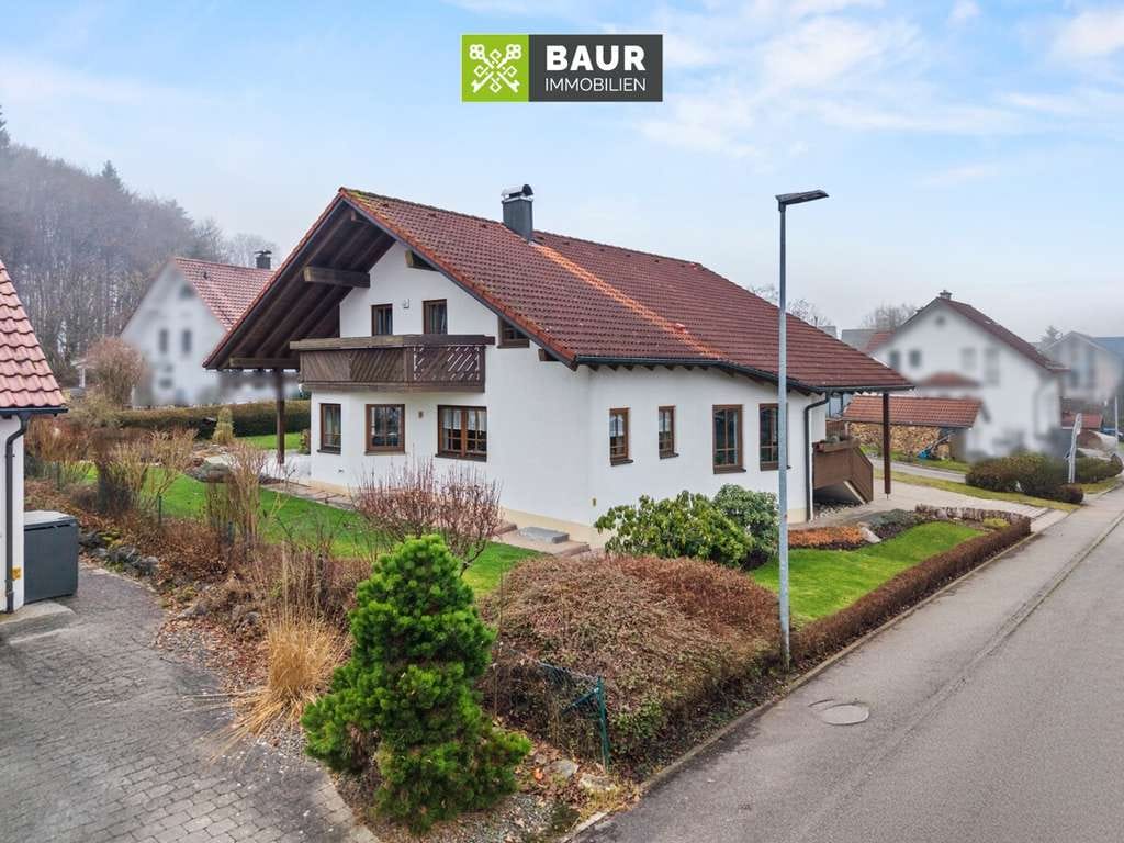 Immobilie in Erolzheim - 360° | Großzügiges Einfamilienhaus mit Nutzfläche für Eigennutzer oder Kapitalanleger - Bild 0