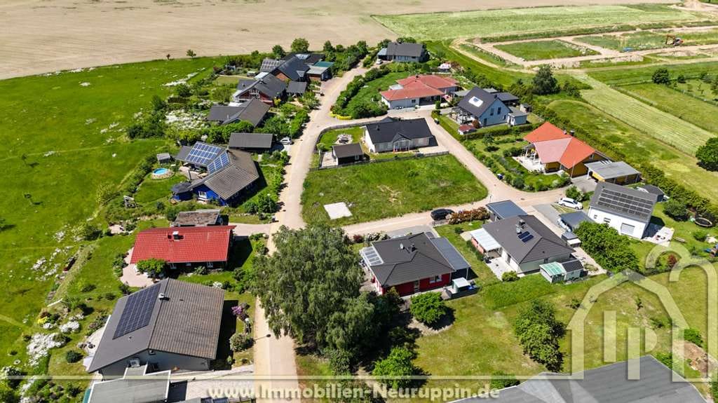 Immobilie in Bollewick - Traumhaftes, kleines Einfamilienhaus (Bj. 2020) in absolut ruhiger Wohnlage direkt in Bollewick - Bild 2