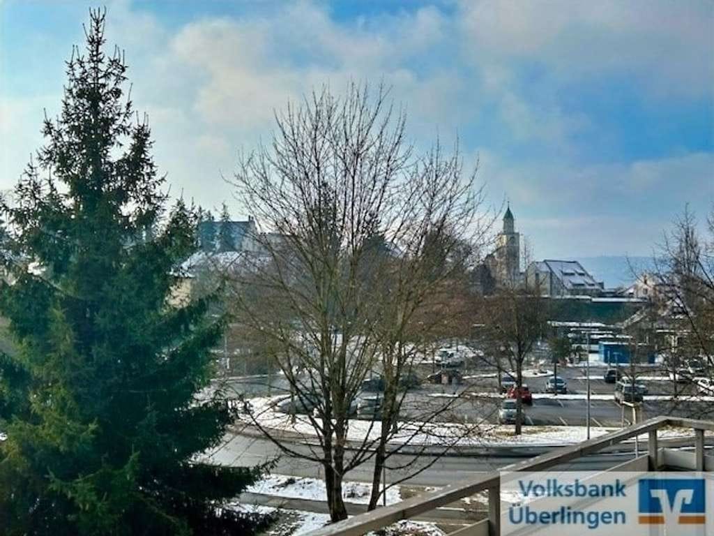 Immobilie in Überlingen - Zentrumsnahe 2,5-Zimmer-Wohnung mit Garage und Stellplatz - Bild 0