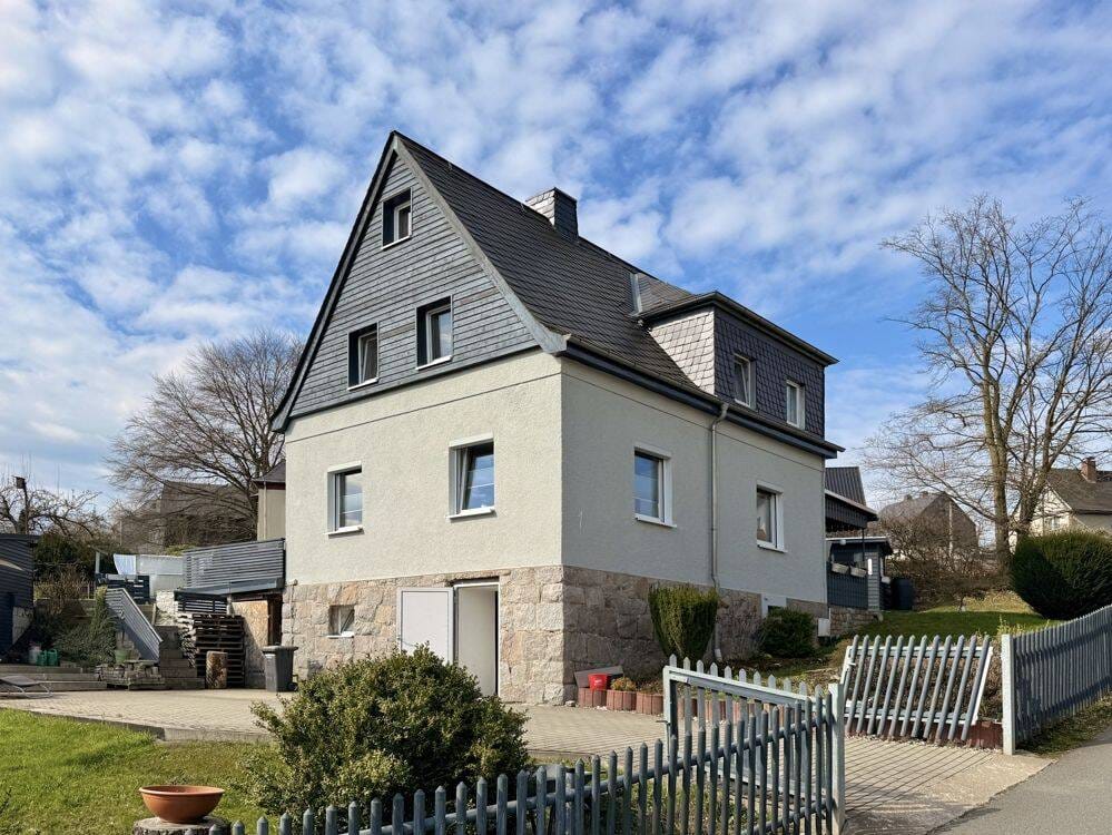 Immobilie in Lößnitz - Schönes Einfamilienhaus in Lößnitz für Ihre kleine Familie - Bild 0