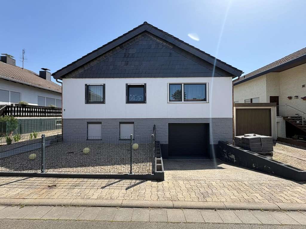 Immobilie in Bockenheim an der Weinstraße - Ein Zuhause zum Ankommen – Stilvoller Bungalow in begehrter Lage der Weinstraße - Bild 1