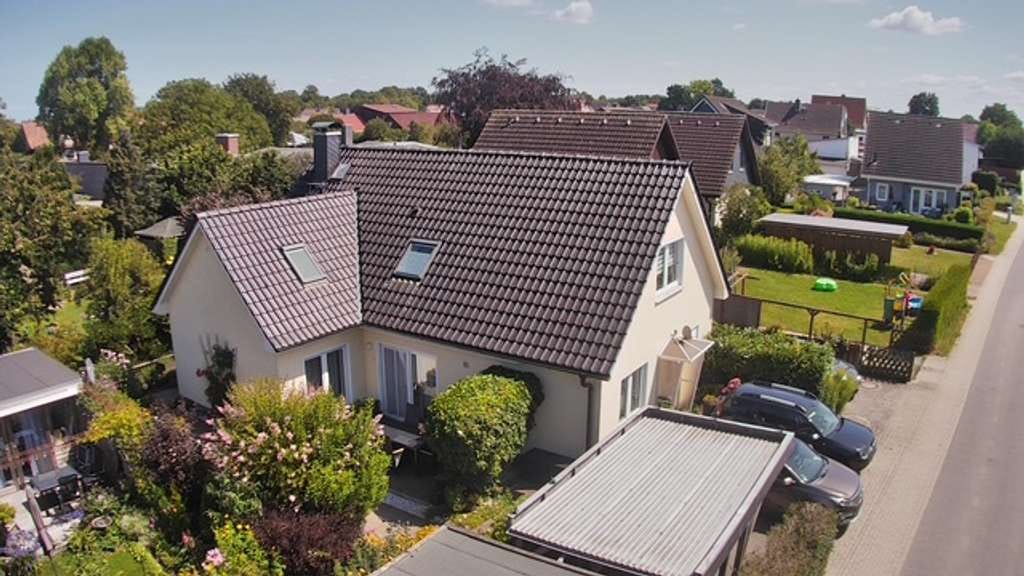Immobilie in Klütz - Einfamilienwohnhaus mit Einliegerwohnung in ruhiger Wohnlage - Bild 0