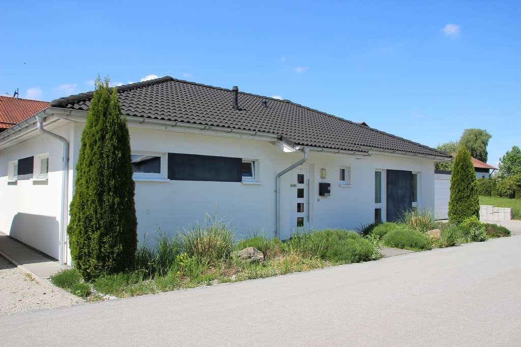 Immobilie in Oberpöring - Moderner Bungalow in ruhiger Lage - Bild 0
