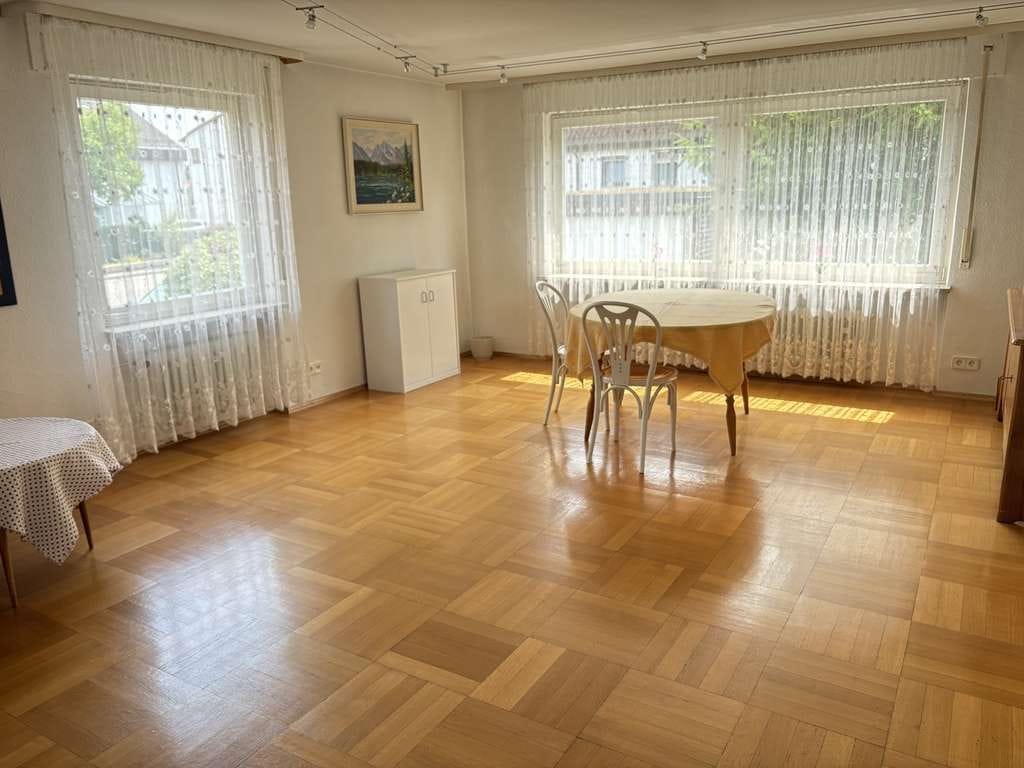 Immobilie in Eislingen/Fils - Zwei-Familien-Doppelhaushälfte mit großzügigem Garten in ruhiger Lage! - Bild 3