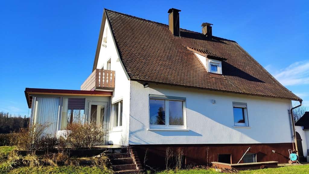 Immobilie in Dombühl - Gepflegtes EFH in ruhiger Ortsrandlage: Großes Grundstück in Dombühl (bezugsfrei ab Herbst) - Bild 4