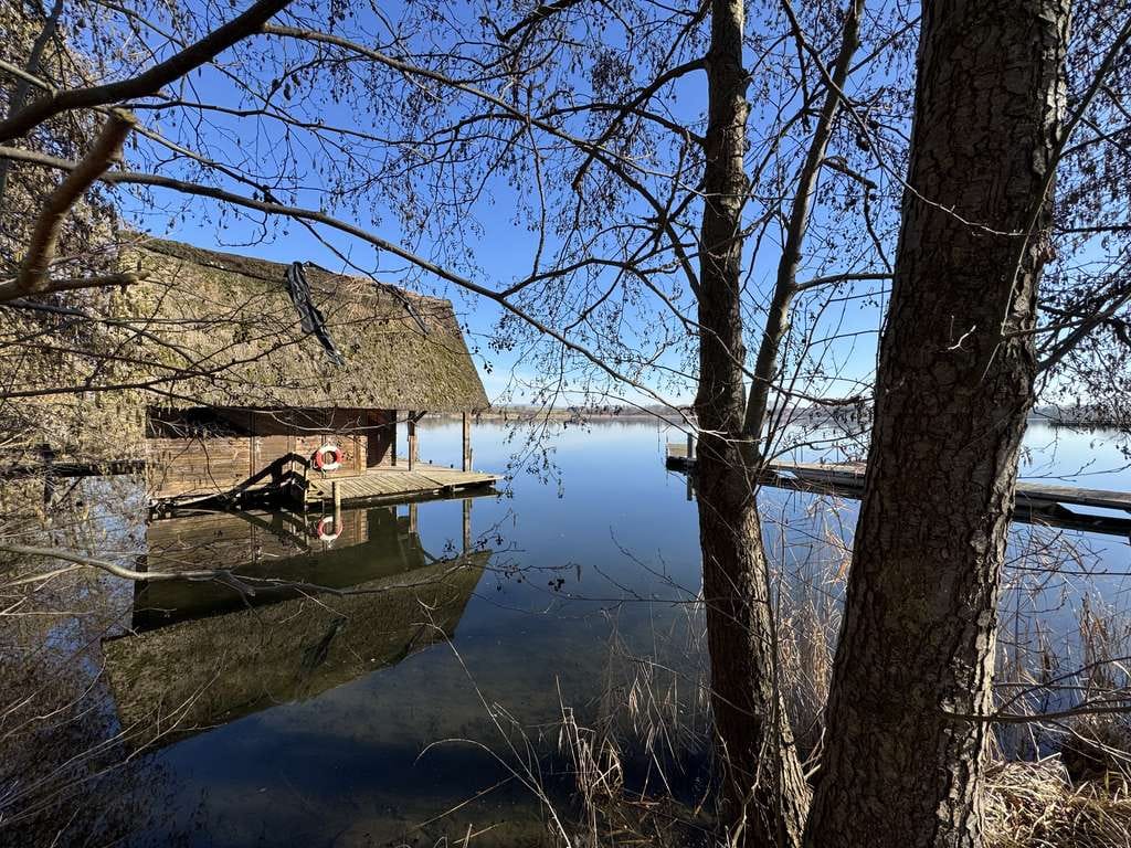 Immobilie in Seeburg - Ferienhaus mit Rendite. Urlaubsidylle am Seeburger See trifft Kapitalanlage. - Bild 0