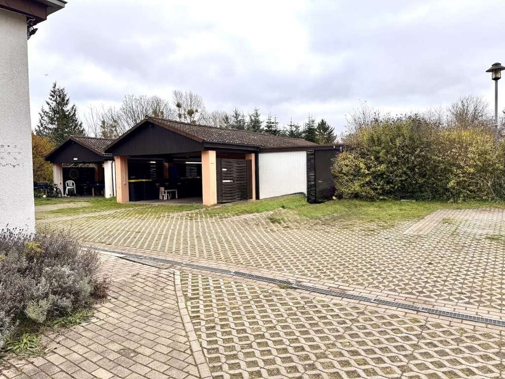 Immobilie in Gartz (Oder) - HORN IMMOBILIEN++ Mehrfamilienhaus 5 WE in Tantow mit Garten und Carports. Voll vermietet - Bild 2
