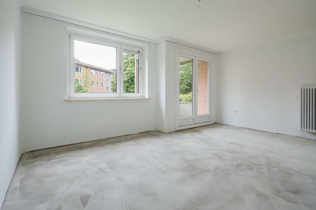 Immobilie in Braak - Sofort frei! Schöne 3-Zimmer-Wohnung mit rückwärtigem Balkon und eigenem Garten, Nähe U-Bahn Berne - Bild 1